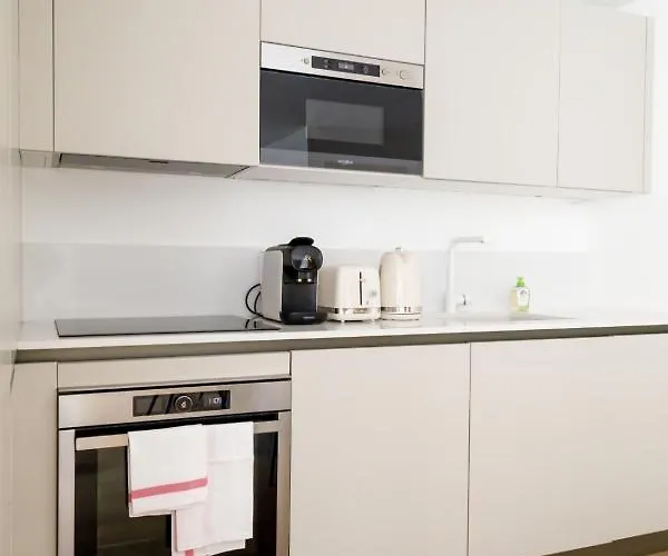 Le Standing Wifi Coeur De Port 昂蒂布