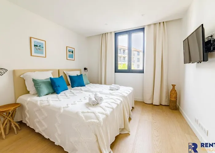 Le Standing Wifi Coeur De Port *