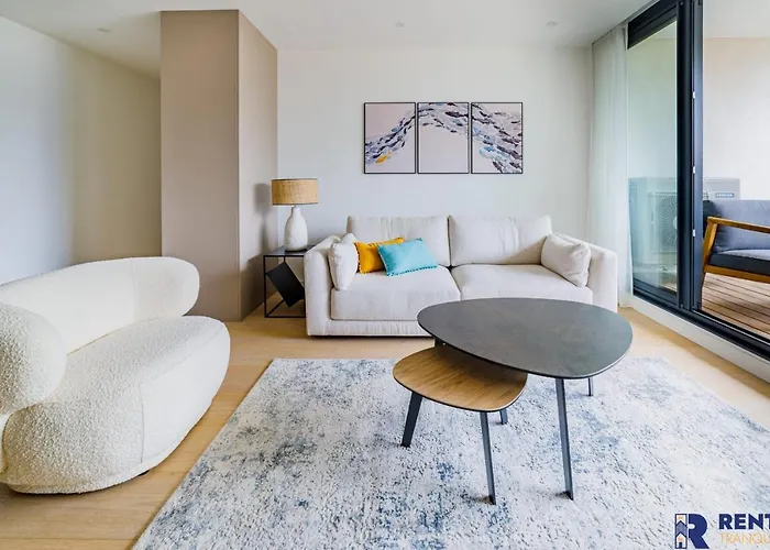 Le Standing Wifi Coeur De Port Apartment Antibes